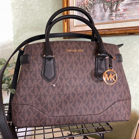 MICHAEL Michael Kors Handbags - Michael Michael Kors NWT $398 Large Lynn Satchel Brown/Black